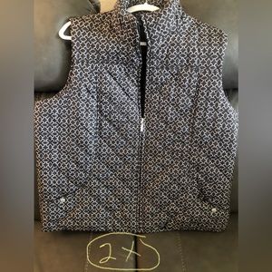 Black vest with print